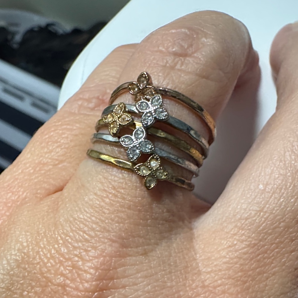 Stella & Dot Mixed Metal Floral Stack Rings in Gold & Silver